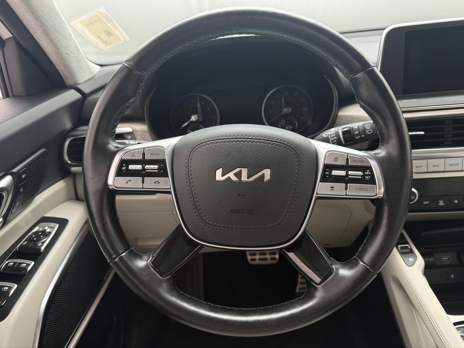 Thumbnail: 2022 Kia Telluride - 4