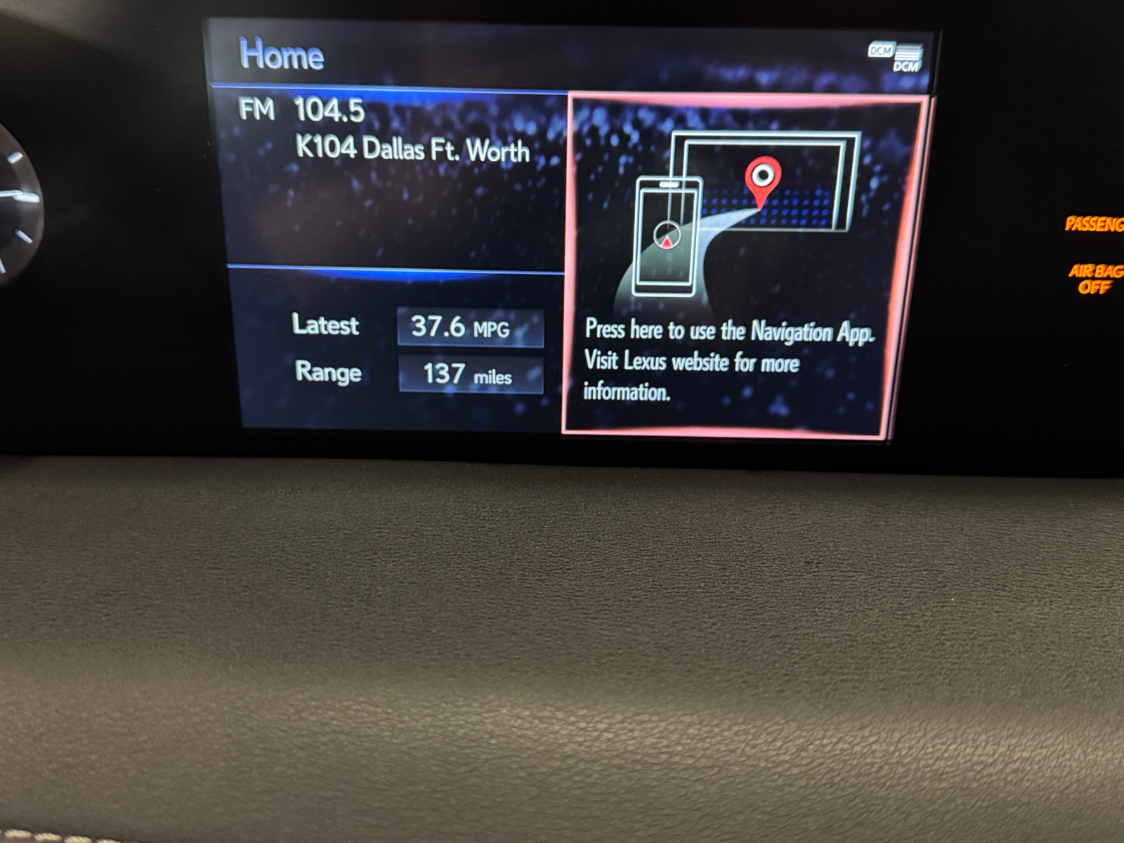 Thumbnail: 2022 Lexus UX - 3