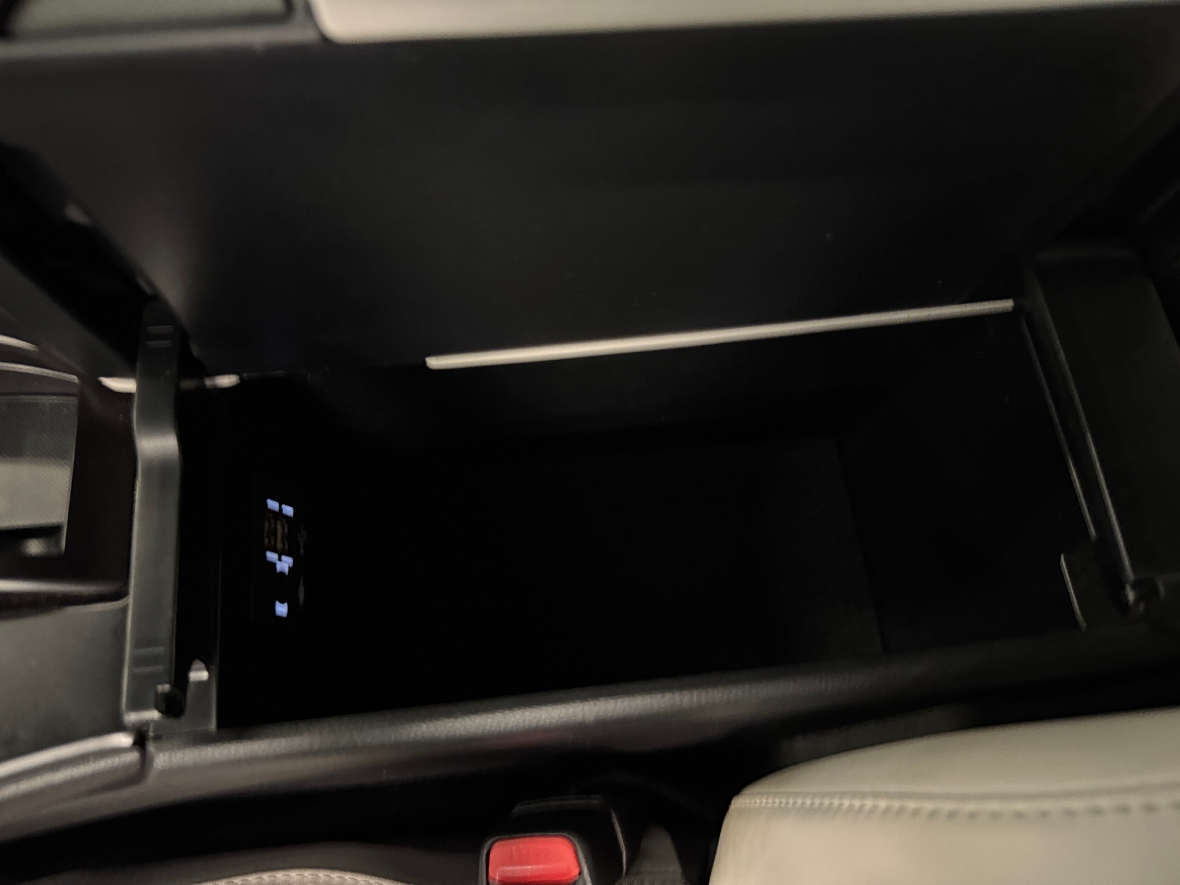 2022 Lexus UX Hybrid 250h - Photo 18
