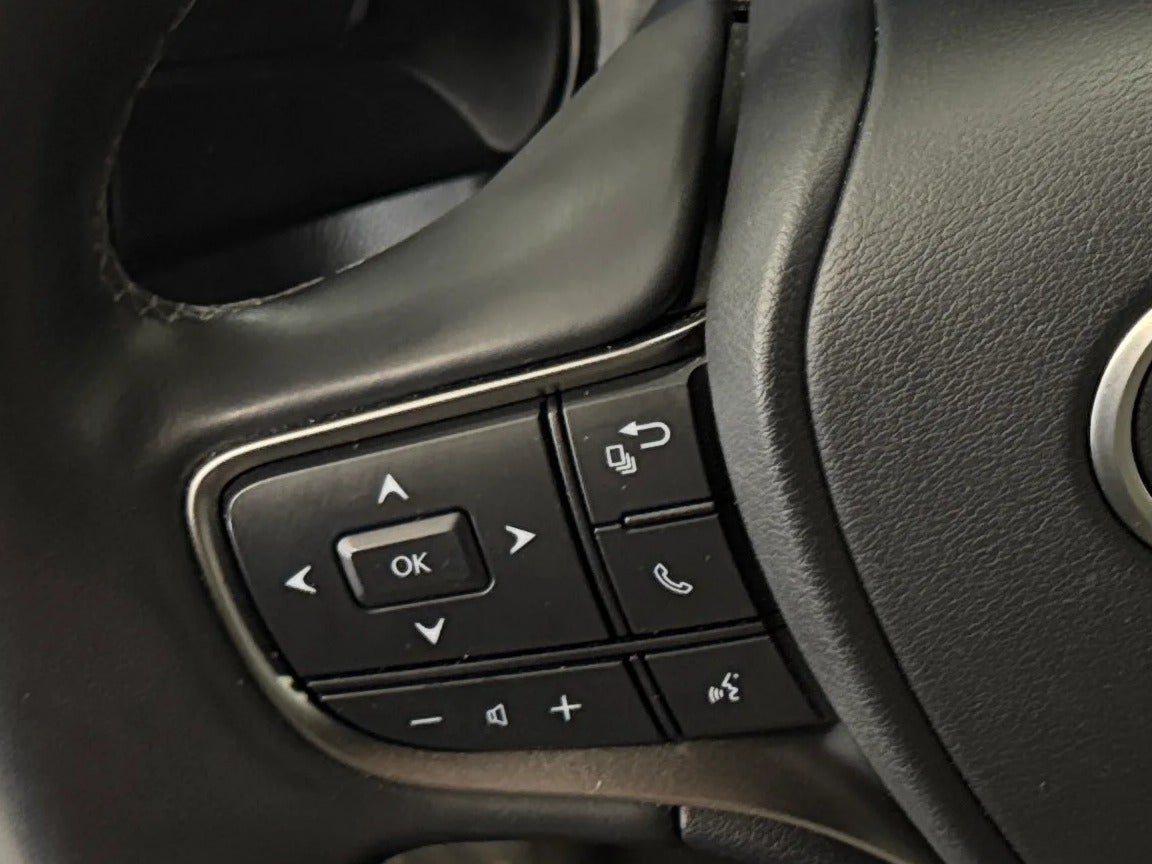 2022 Lexus UX Hybrid 250h - Photo 11