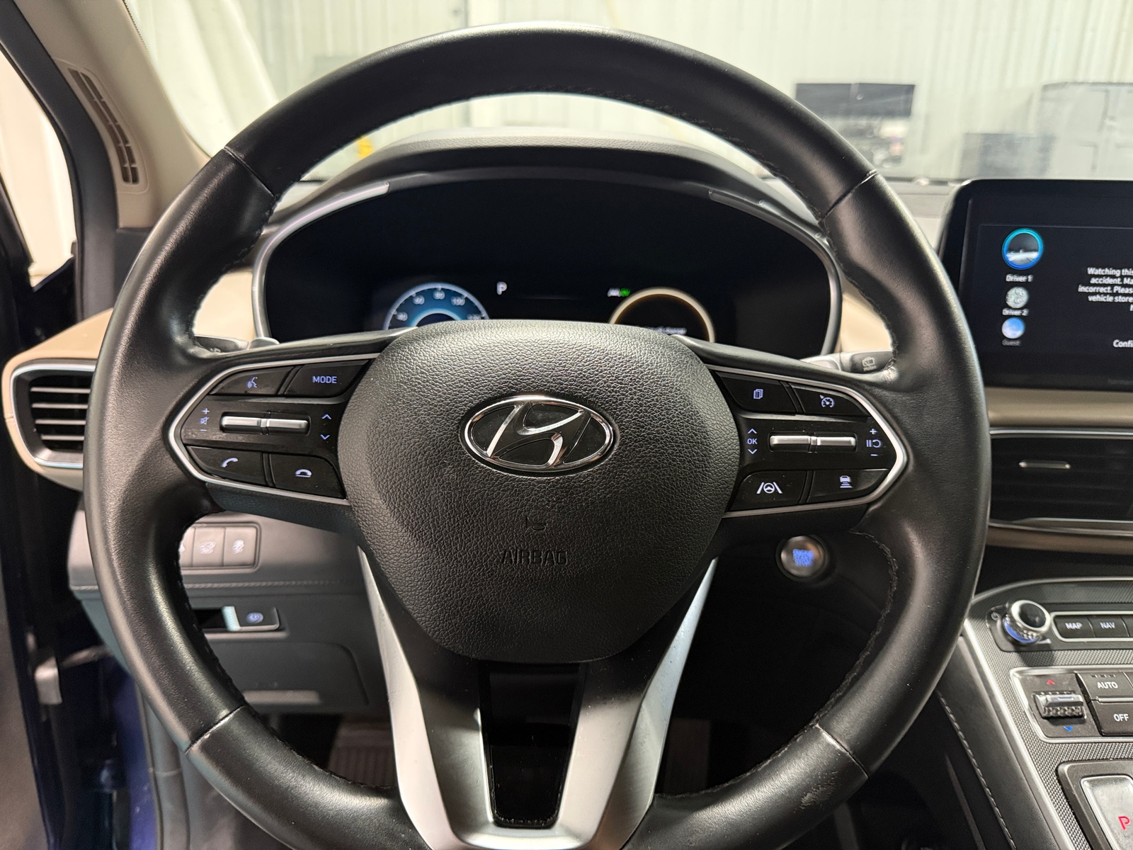 Thumbnail: 2023 Hyundai Santa Fe - 4