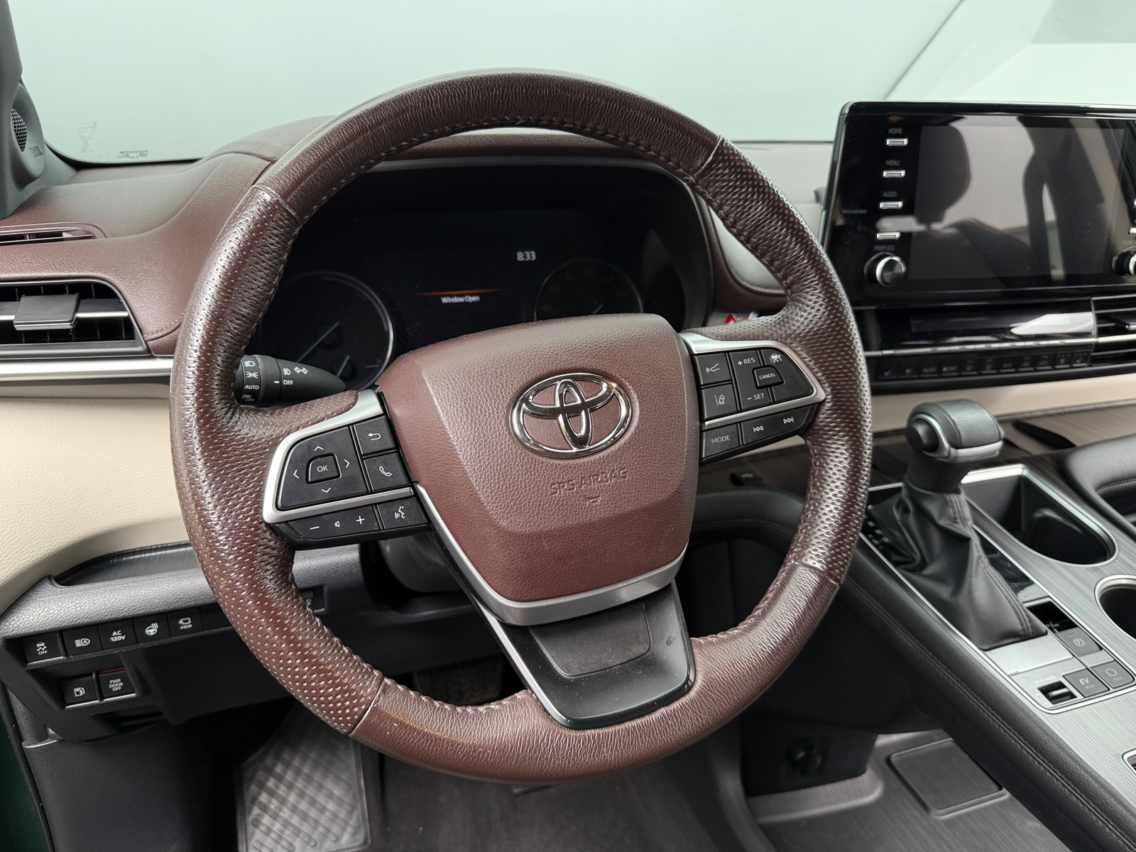 Thumbnail: 2022 Toyota Sienna - 4