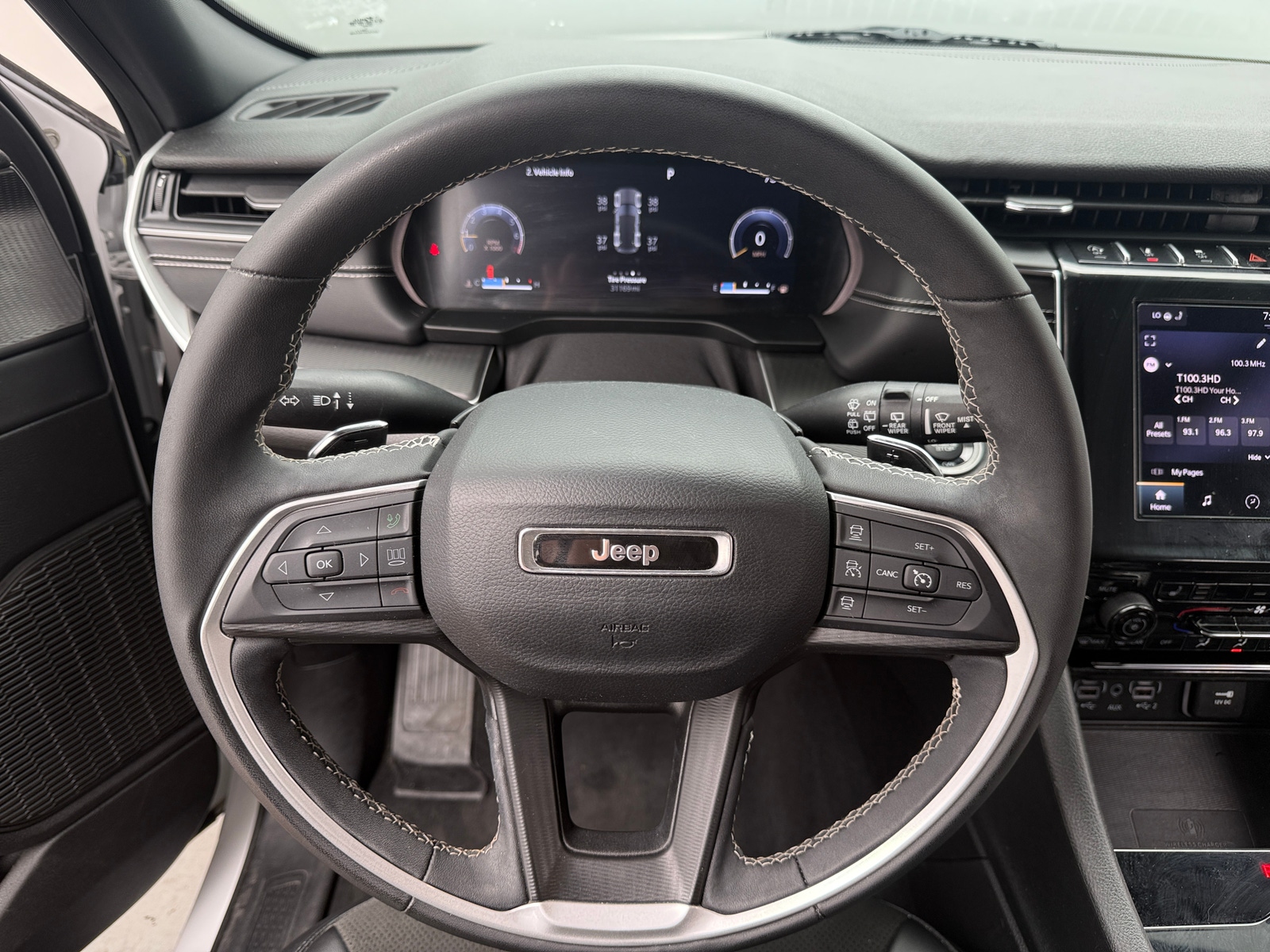 Thumbnail: 2023 Jeep Grand Cherokee - 4