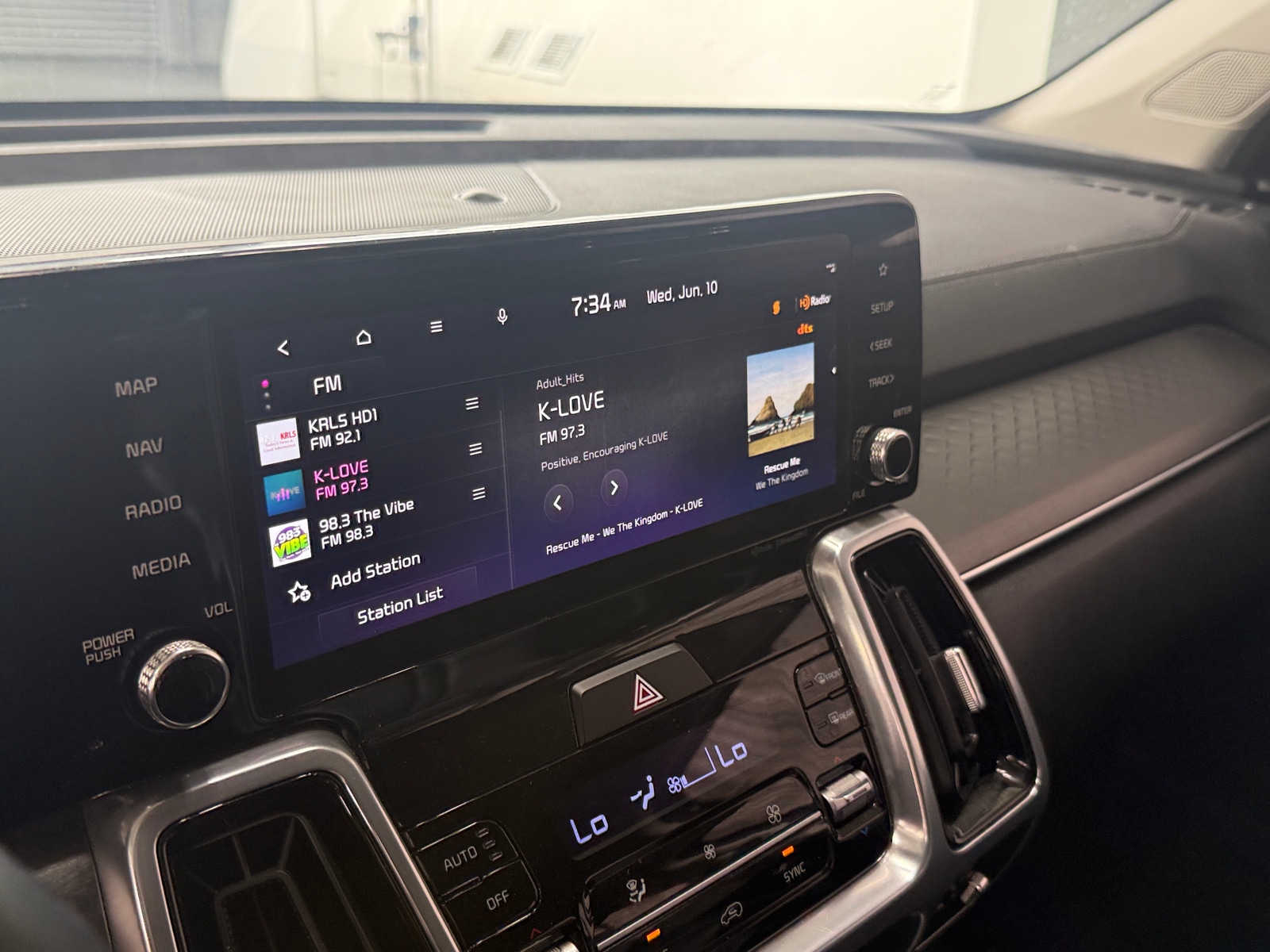 Thumbnail: 2023 Kia Sorento - 3