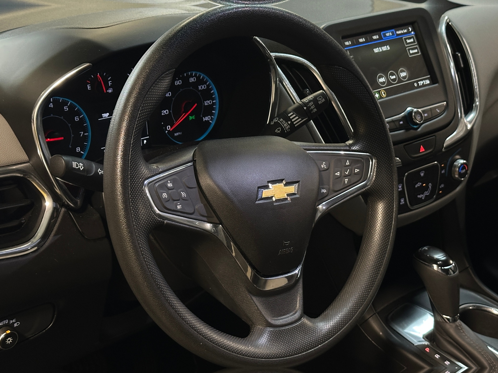 Thumbnail: 2019 Chevrolet Equinox - 5