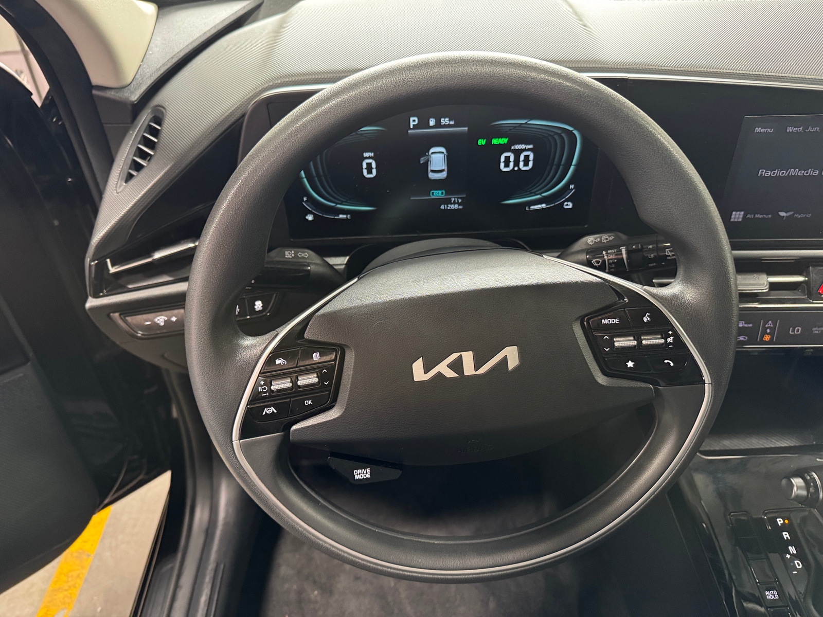 Thumbnail: 2024 Kia Niro - 5