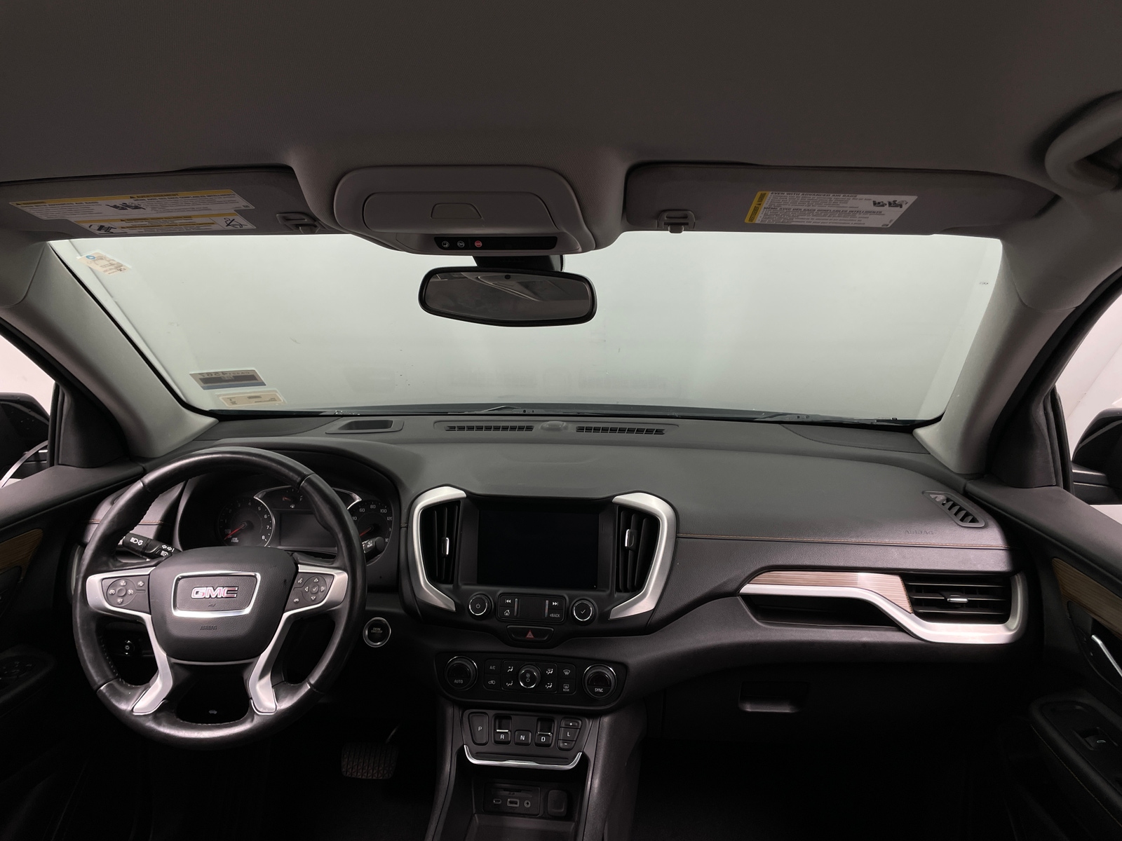 Thumbnail: 2020 GMC Terrain - 3