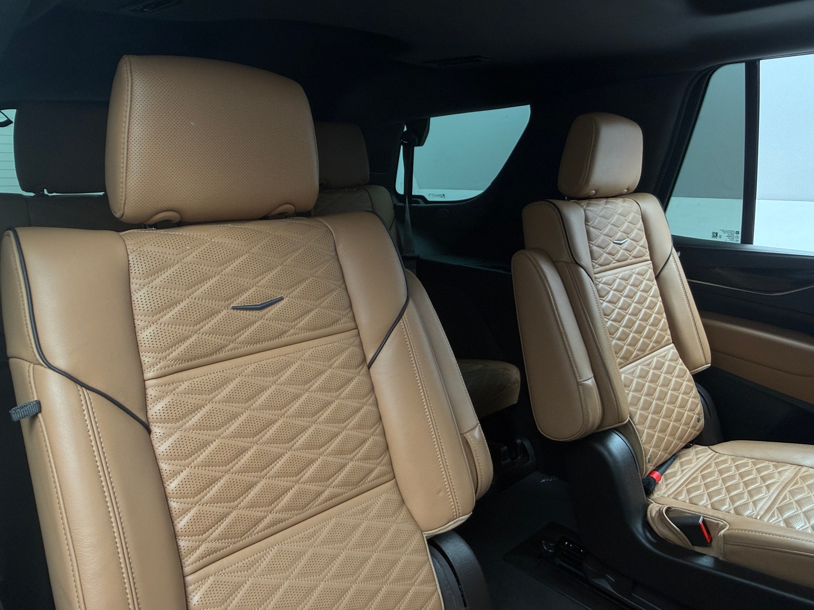 Thumbnail: 2022 Cadillac Escalade - 5