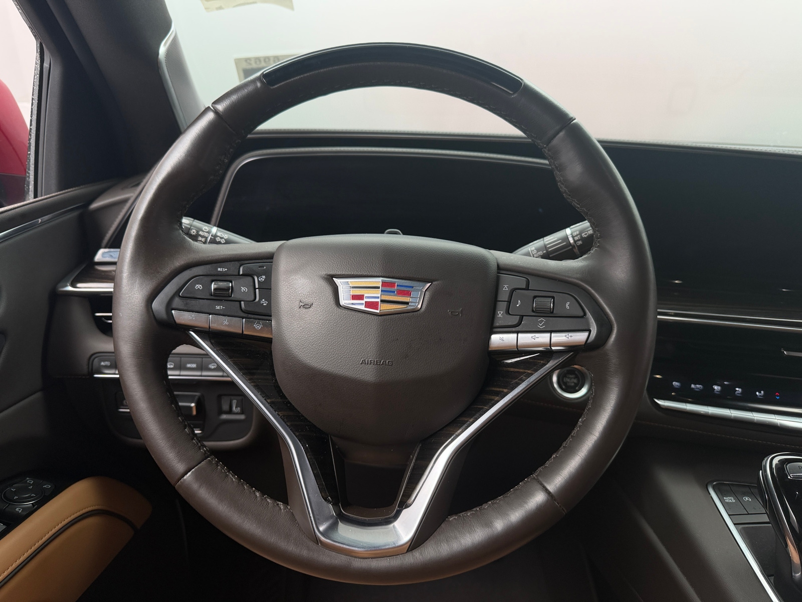 Thumbnail: 2022 Cadillac Escalade - 4