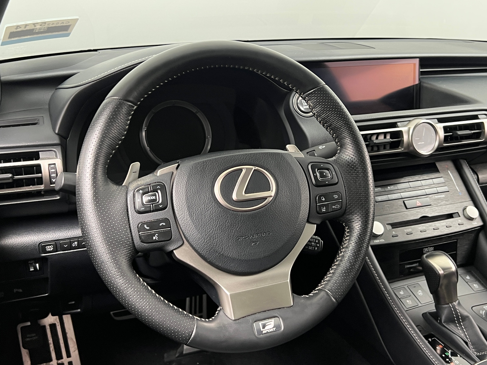 Thumbnail: 2019 Lexus RC - 3