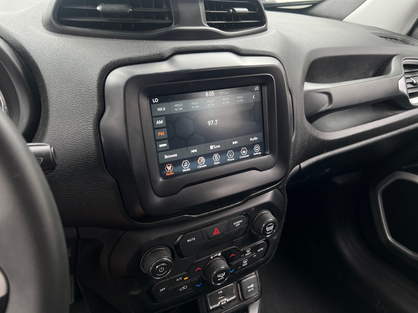Thumbnail: 2018 Jeep Renegade - 4
