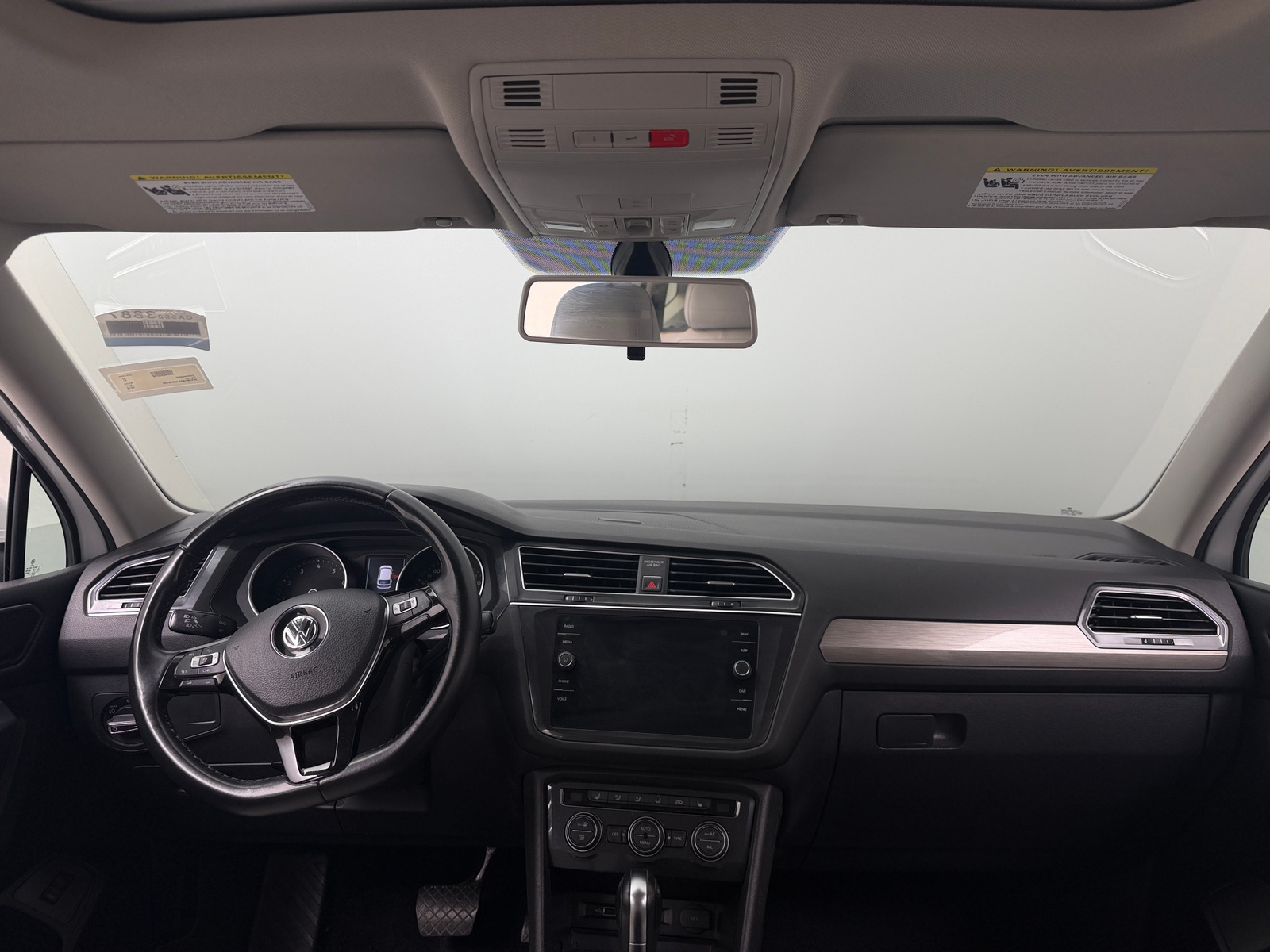Thumbnail: 2018 Volkswagen Tiguan - 2