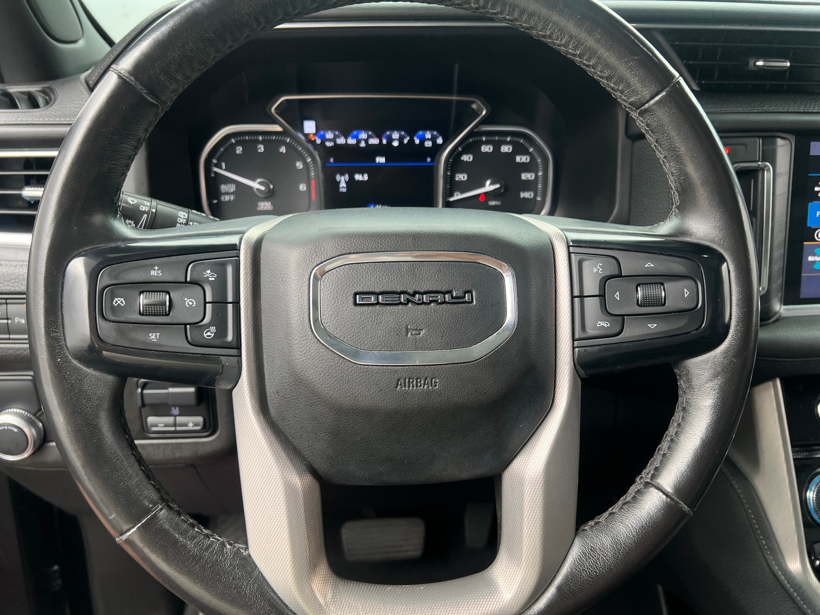 Thumbnail: 2021 GMC Yukon - 4