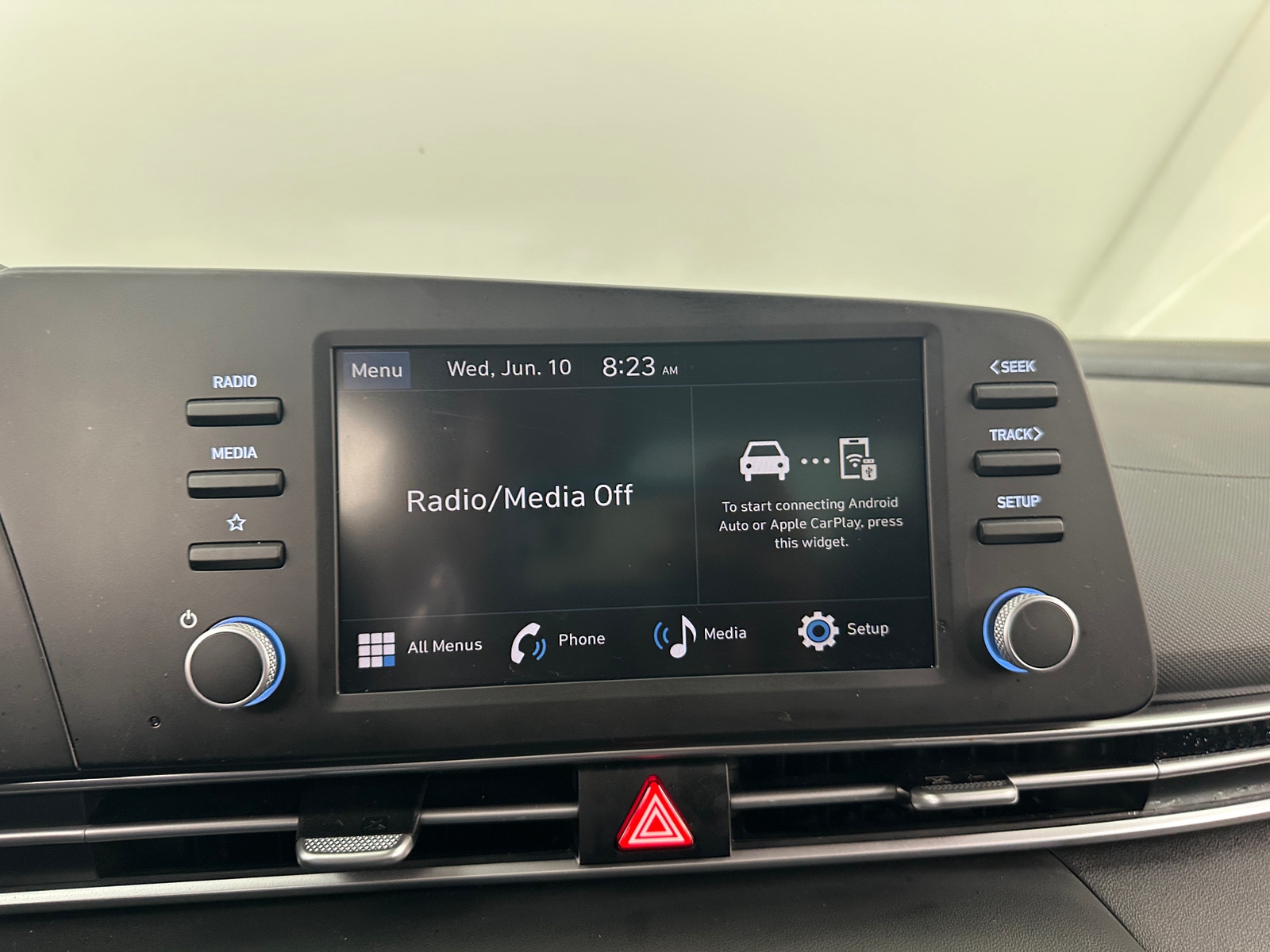 Thumbnail: 2025 Hyundai Elantra - 4
