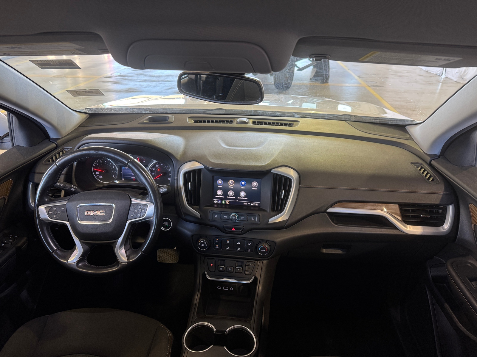 Thumbnail: 2020 GMC Terrain - 3