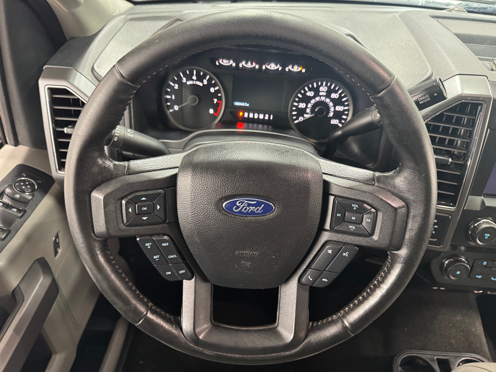 Thumbnail: 2019 Ford Econoline - 5