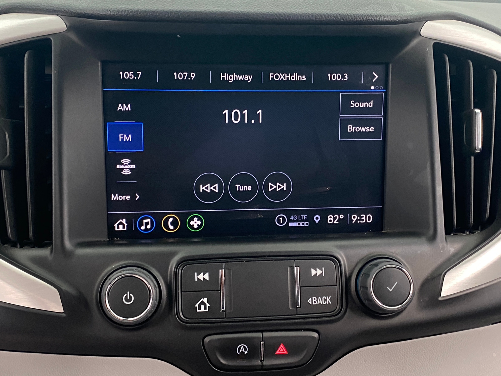 Thumbnail: 2023 GMC Terrain - 3