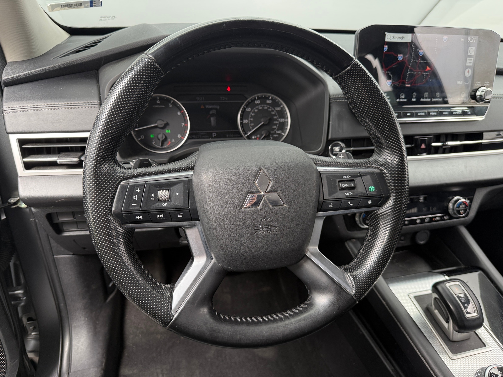 Thumbnail: 2022 Mitsubishi Outlander - 4