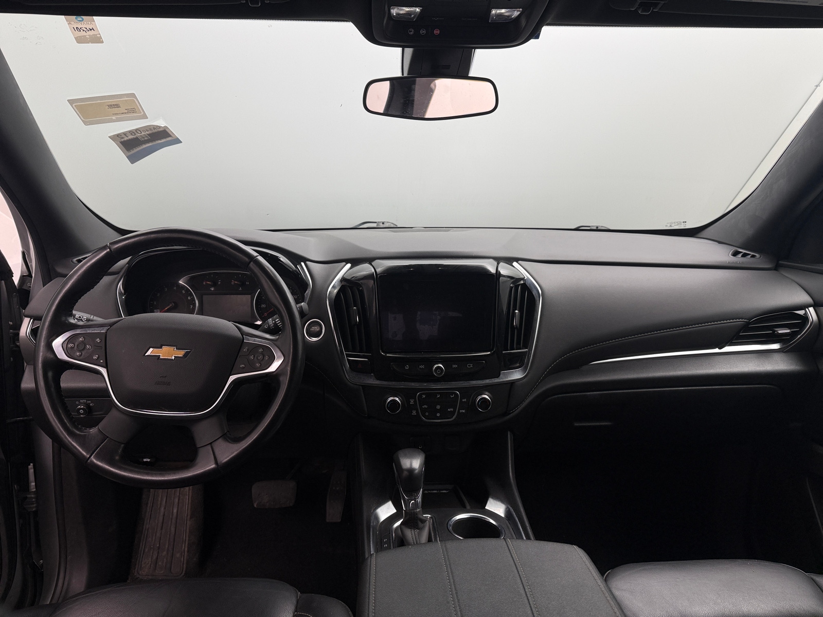 Thumbnail: 2022 Chevrolet Traverse - 2