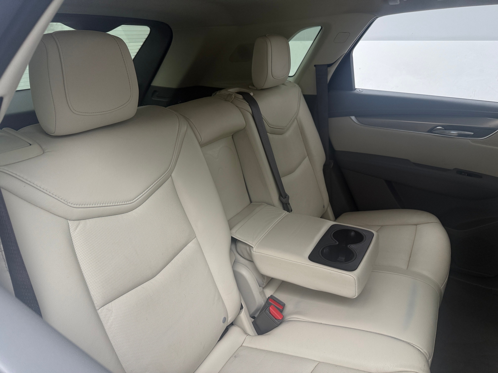 Thumbnail: 2017 Cadillac XT5 - 5