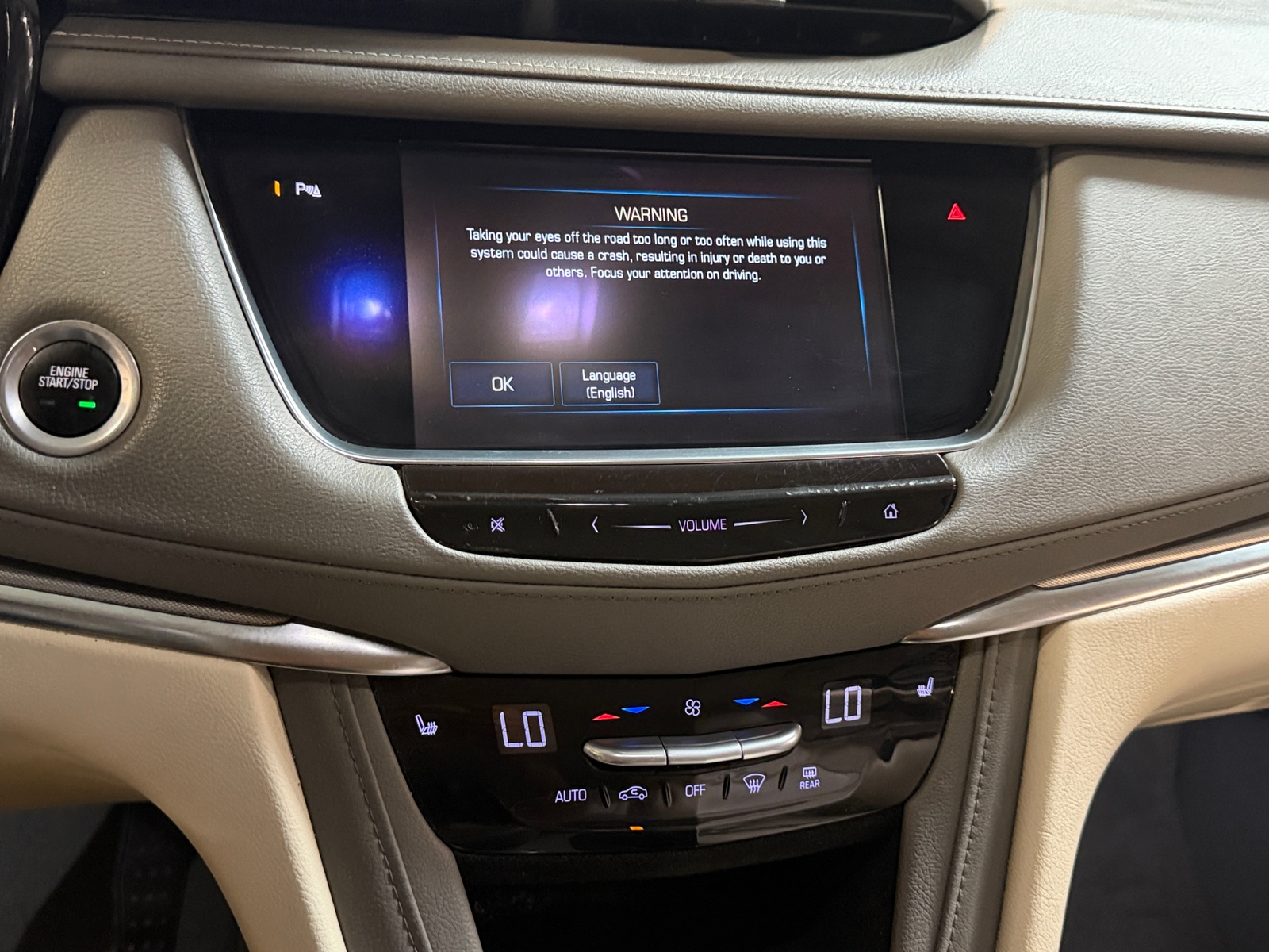 Thumbnail: 2017 Cadillac XT5 - 3