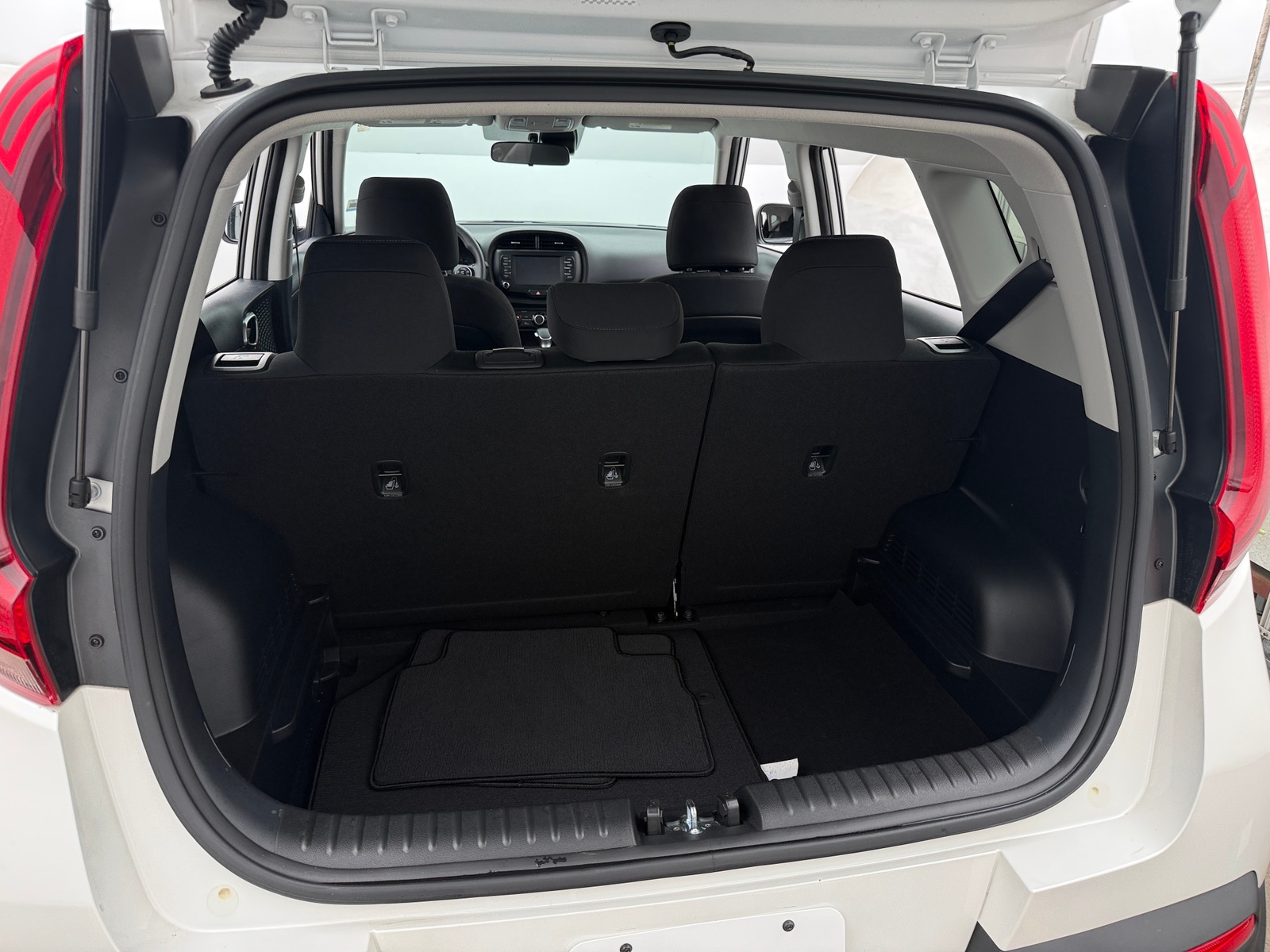 Thumbnail: 2020 Kia Soul - 7