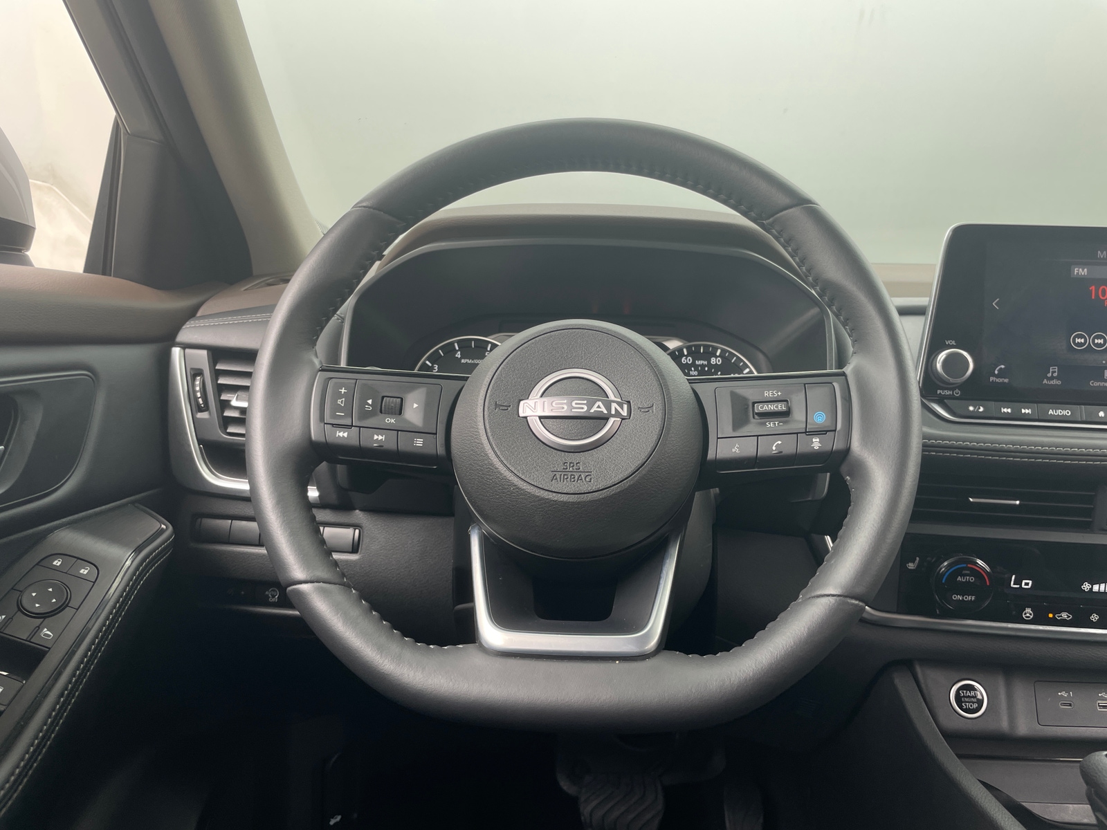 Thumbnail: 2023 Nissan Rogue - 5