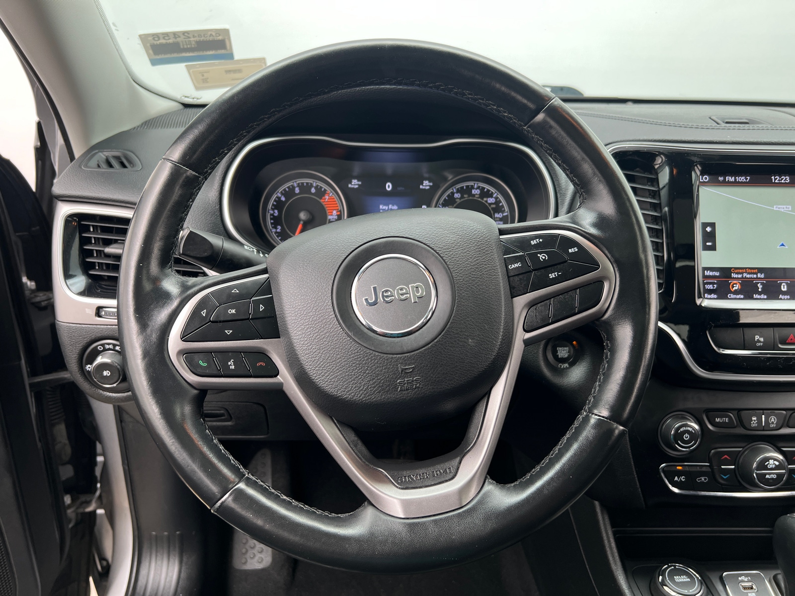 Thumbnail: 2019 Jeep Cherokee - 4