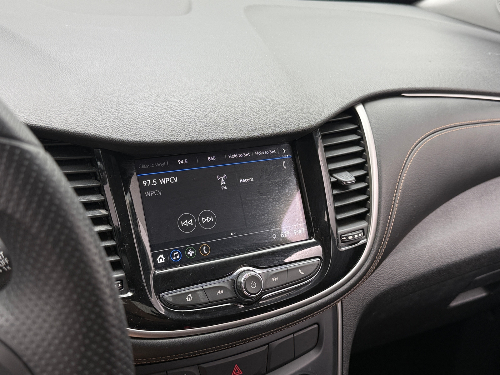 Thumbnail: 2018 Chevrolet Trax - 4