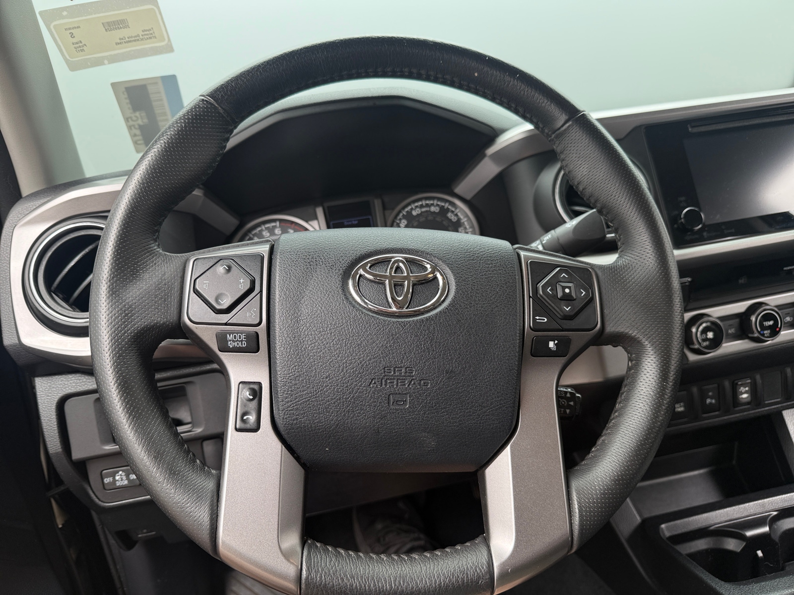 Thumbnail: 2017 Toyota Tacoma - 5