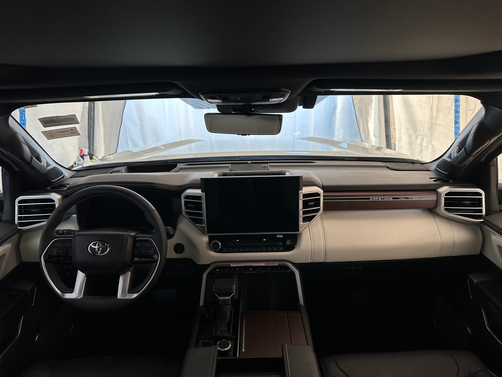 Thumbnail: 2025 Toyota Sequoia - 2