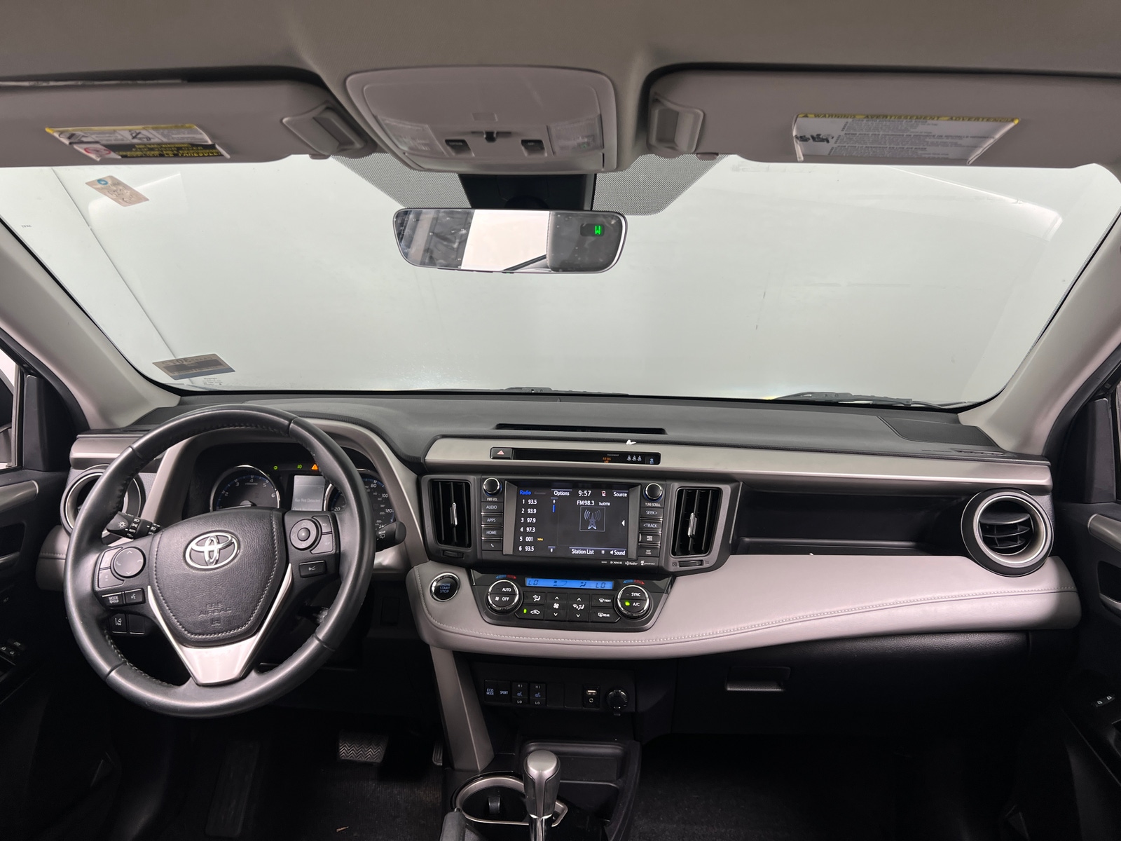 Thumbnail: 2018 Toyota RAV4 - 2