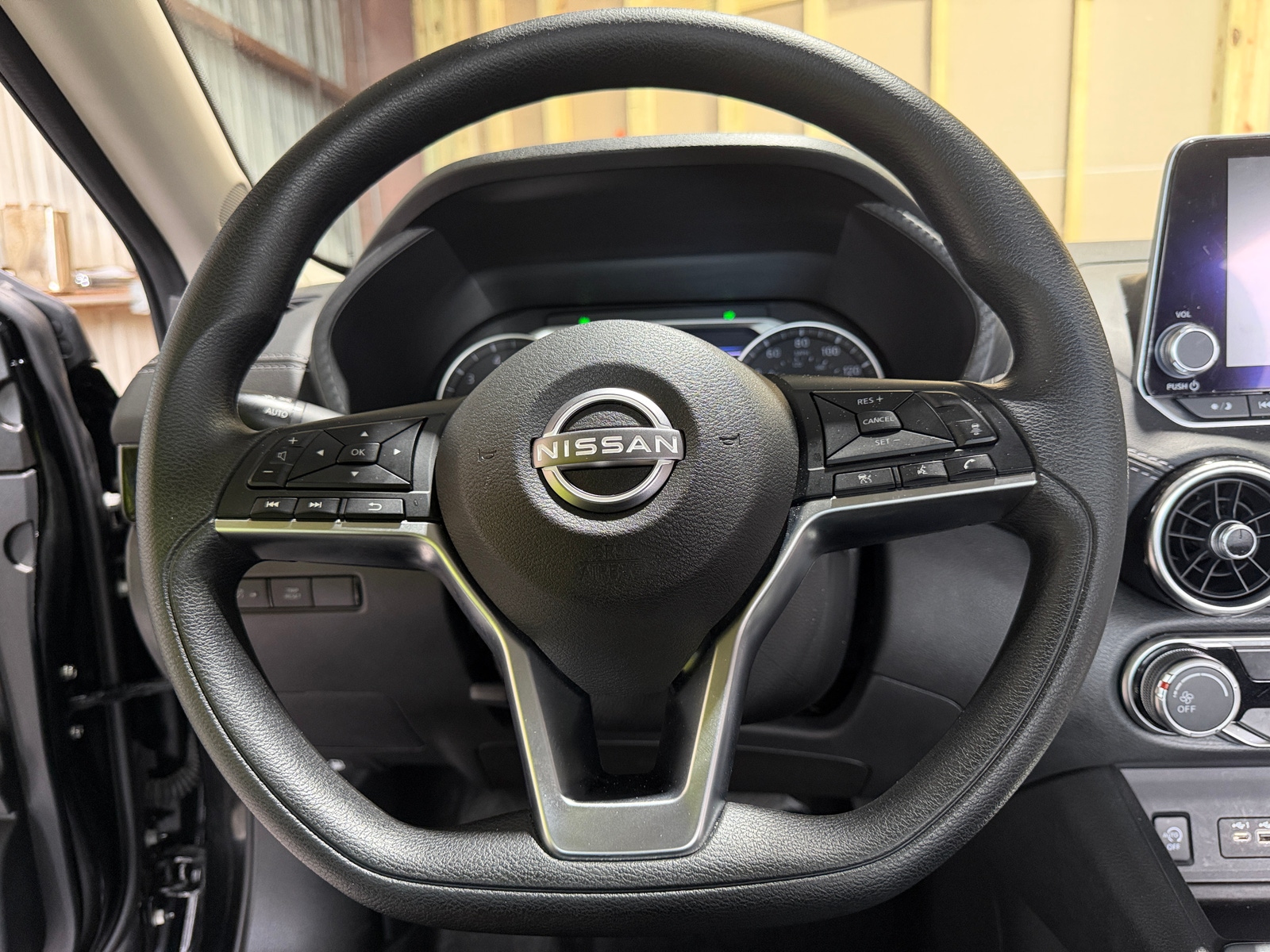 Thumbnail: 2025 Nissan Sentra - 5