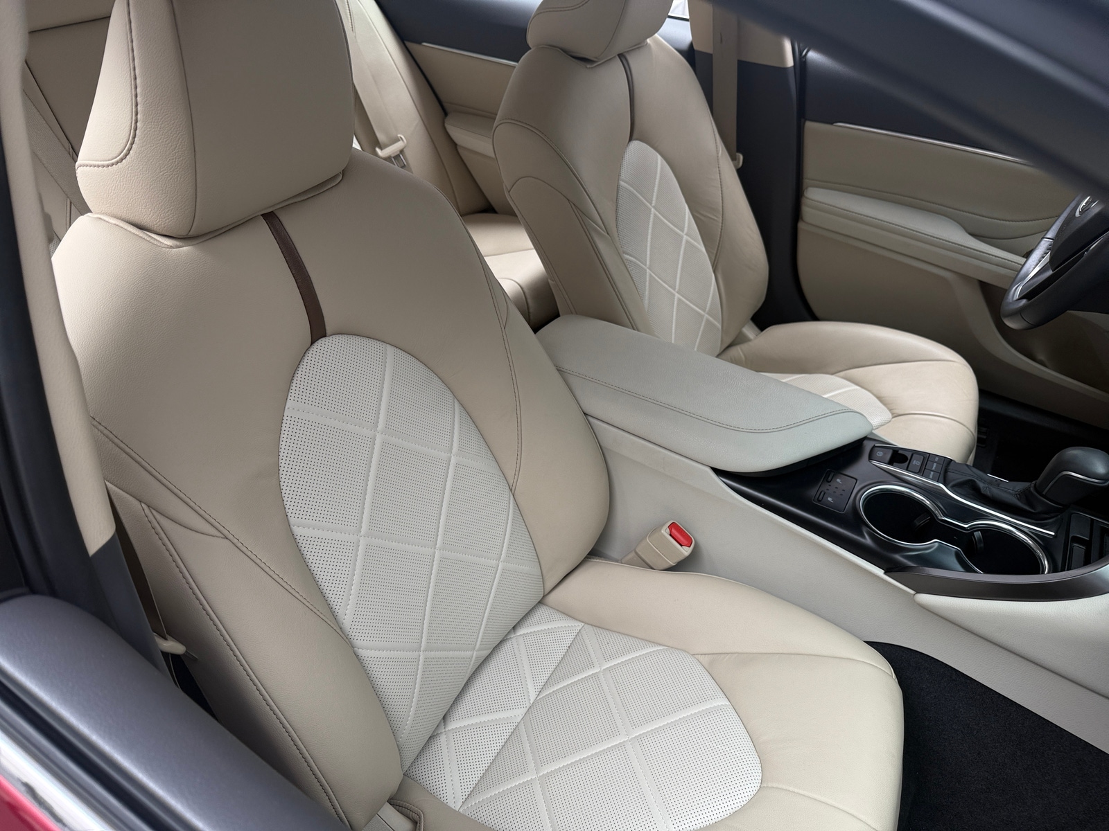 Thumbnail: 2018 Toyota Camry - 2