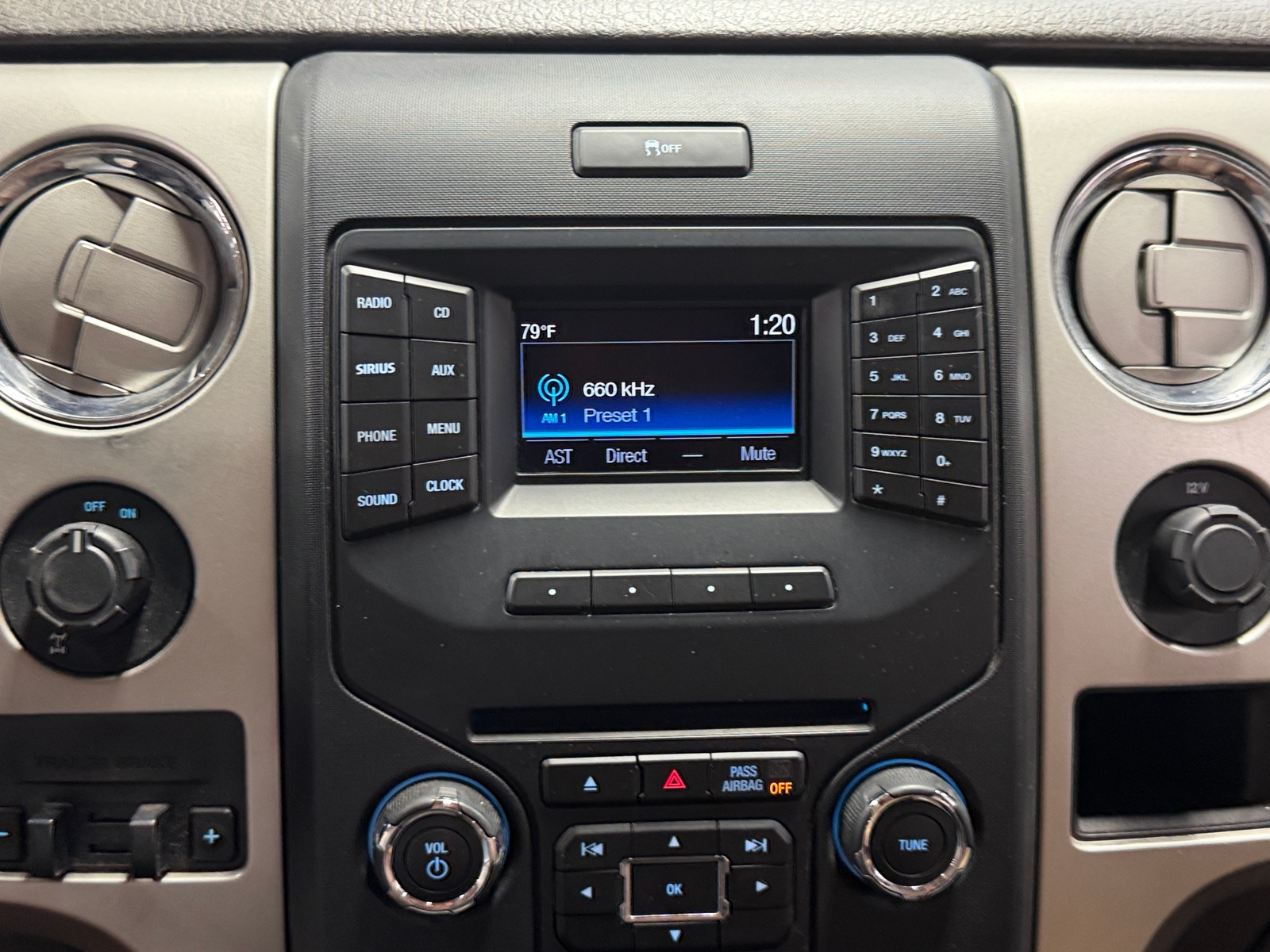 Thumbnail: 2014 Ford Econoline - 4