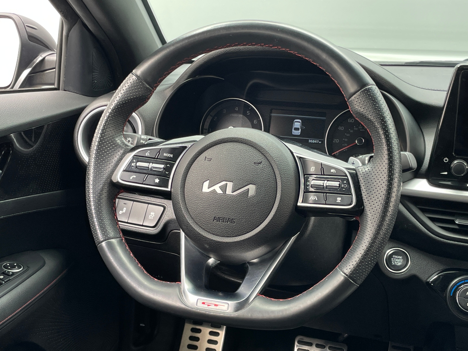 Thumbnail: 2023 Kia Forte - 5