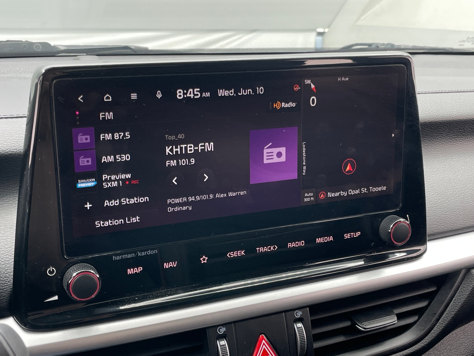Thumbnail: 2023 Kia Forte - 4