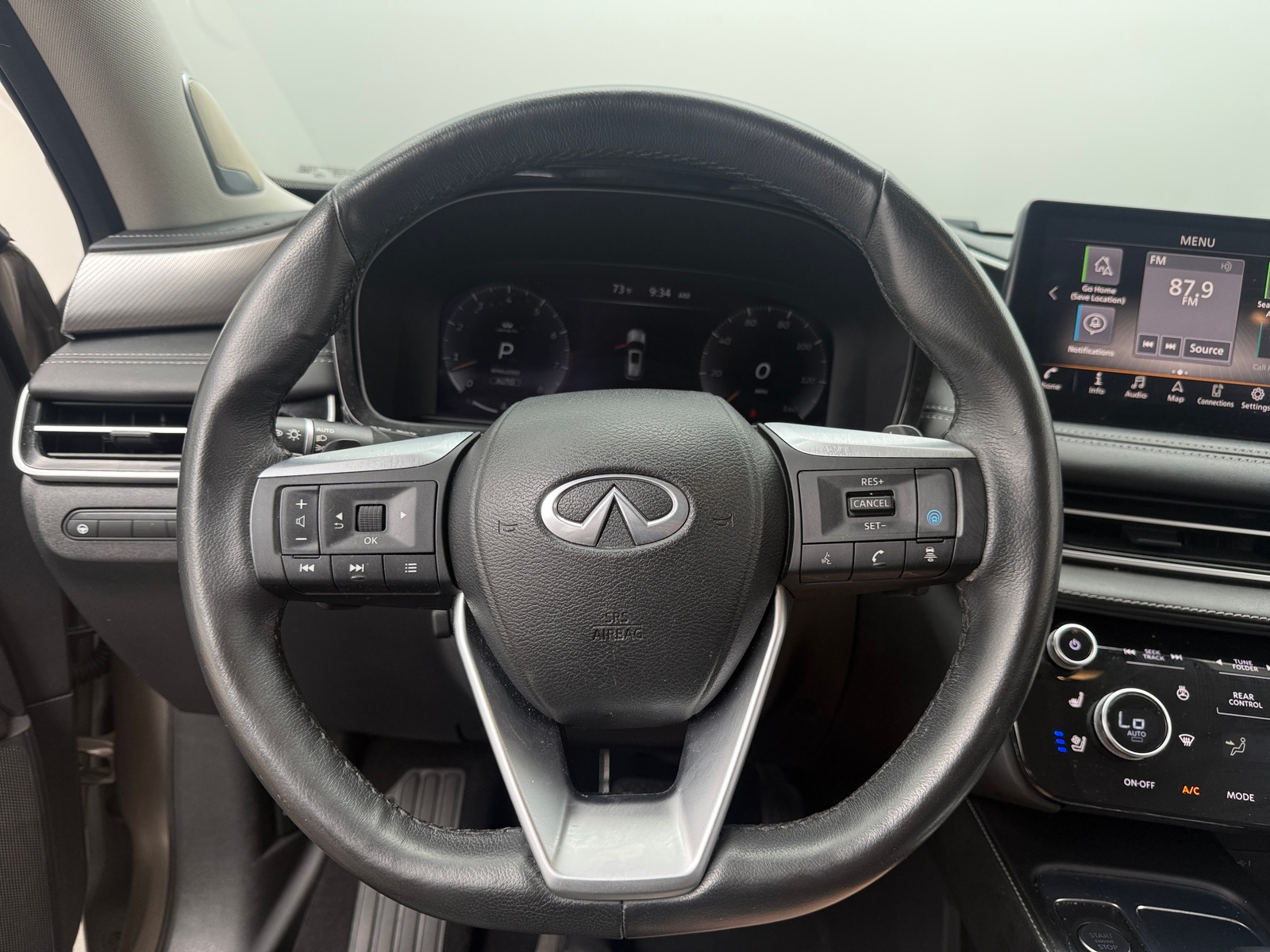 Thumbnail: 2023 INFINITI QX60 - 4