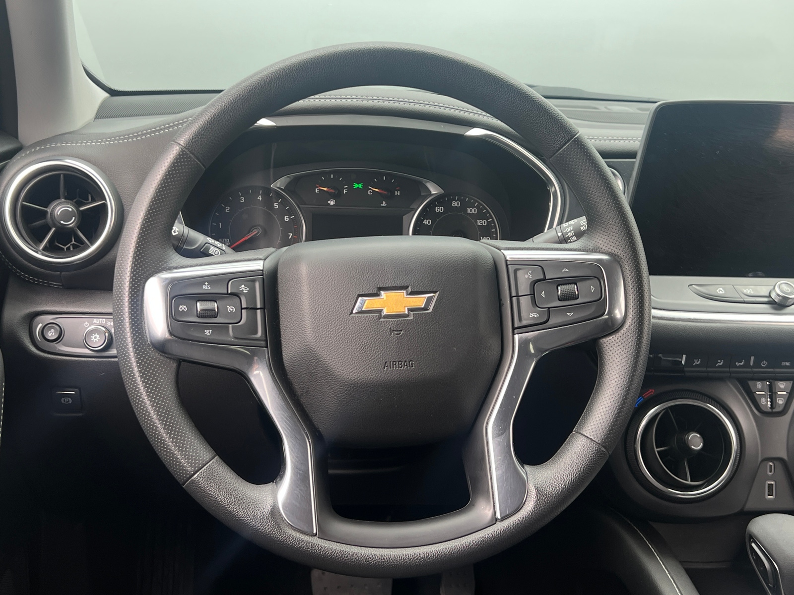 Thumbnail: 2025 Chevrolet Blazer - 5