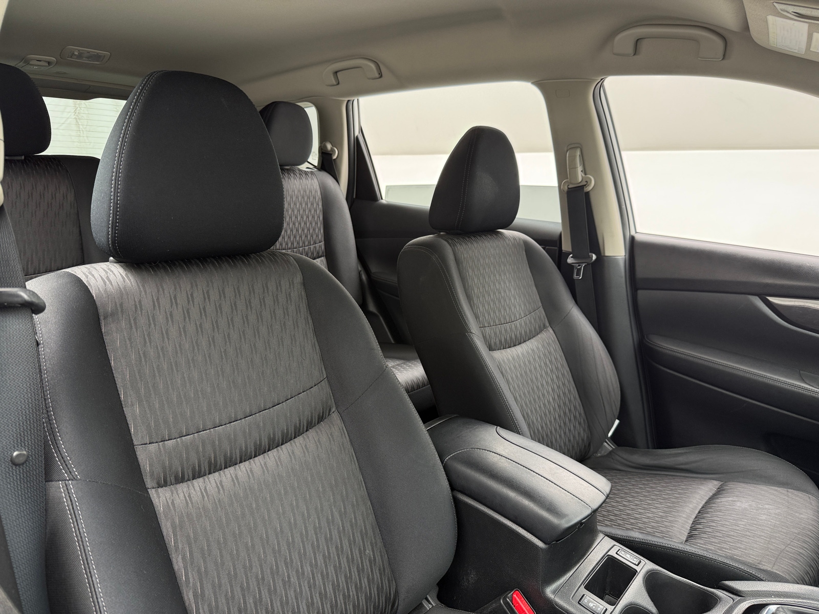 Thumbnail: 2019 Nissan Rogue - 2