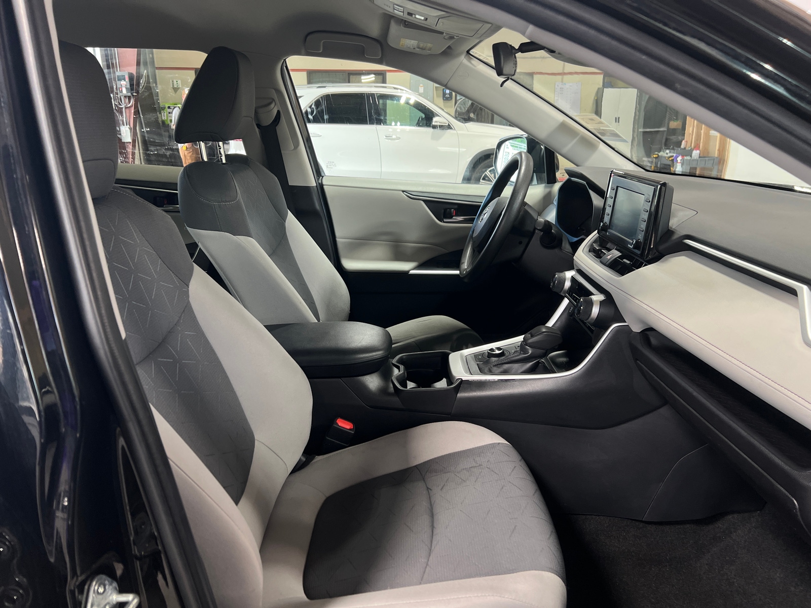 Thumbnail: 2021 Toyota RAV4 - 2
