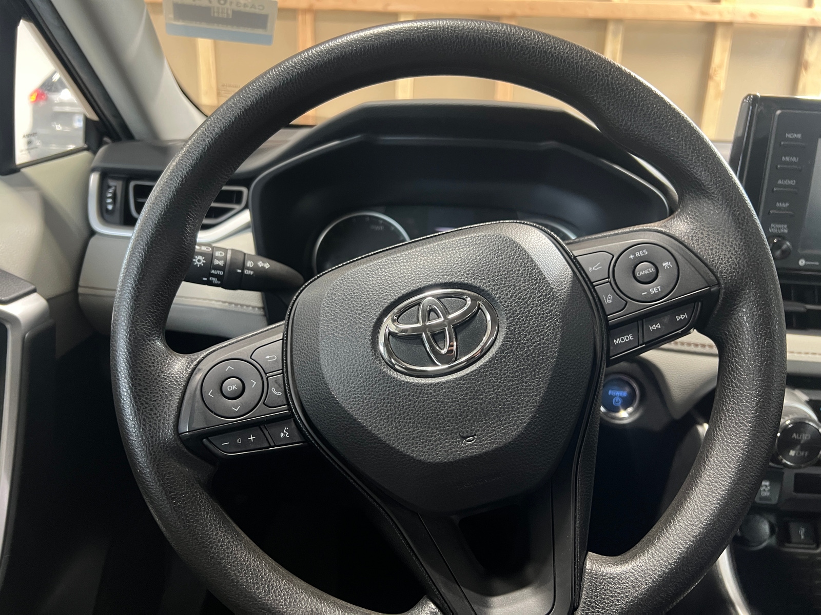 Thumbnail: 2021 Toyota RAV4 - 5