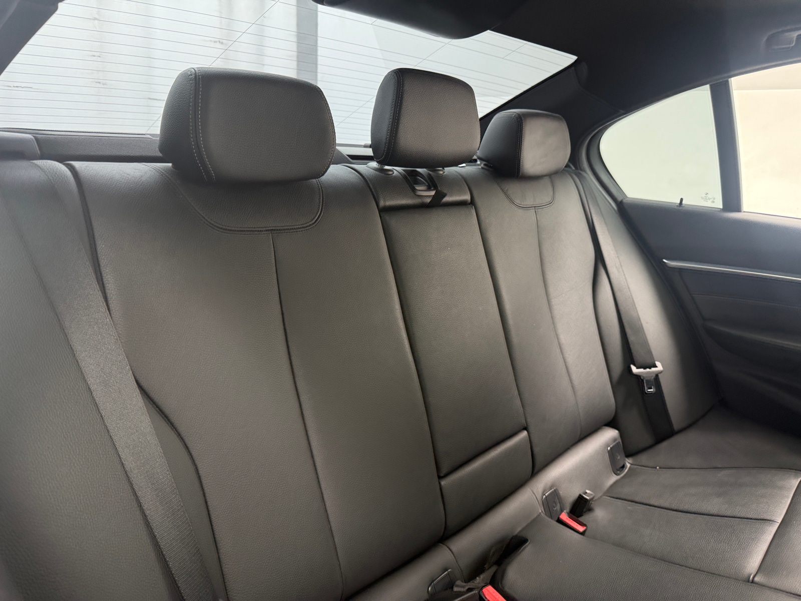 Thumbnail: 2016 BMW 3 Series - 5