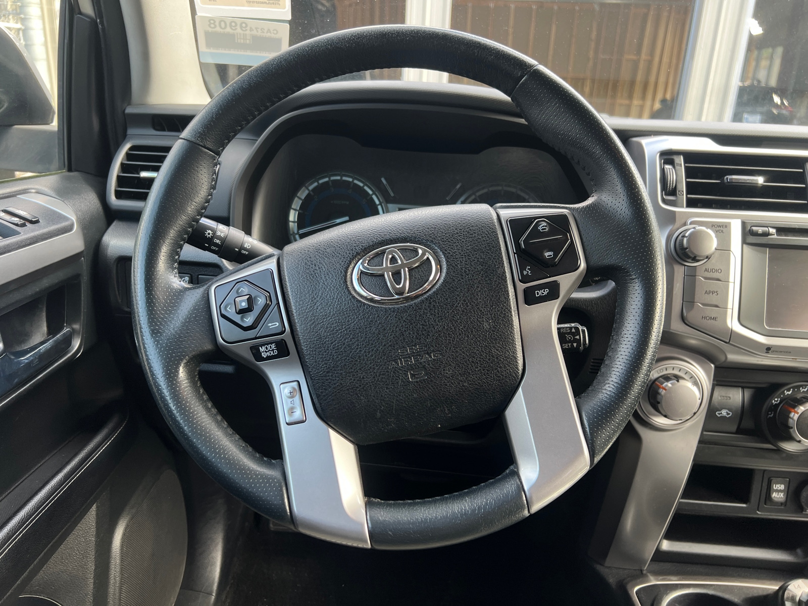 Thumbnail: 2016 Toyota 4Runner - 5