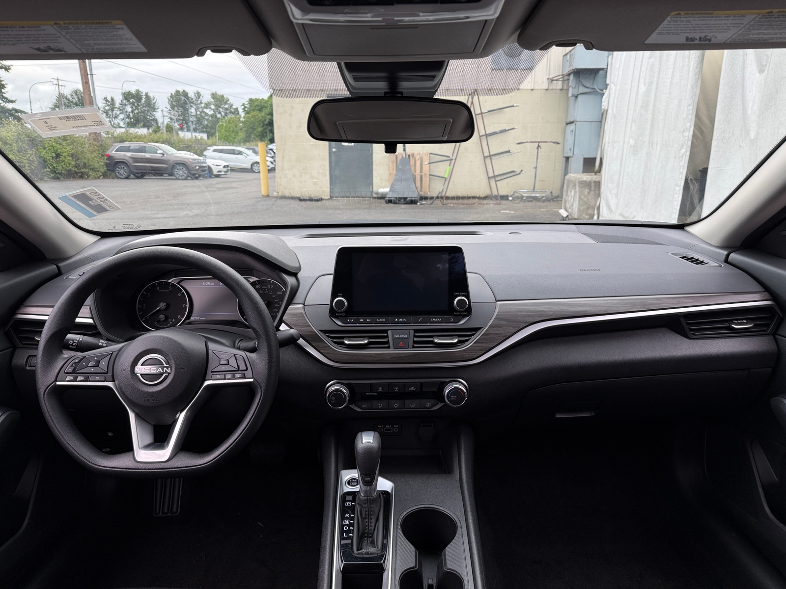 Thumbnail: 2025 Nissan Altima - 3