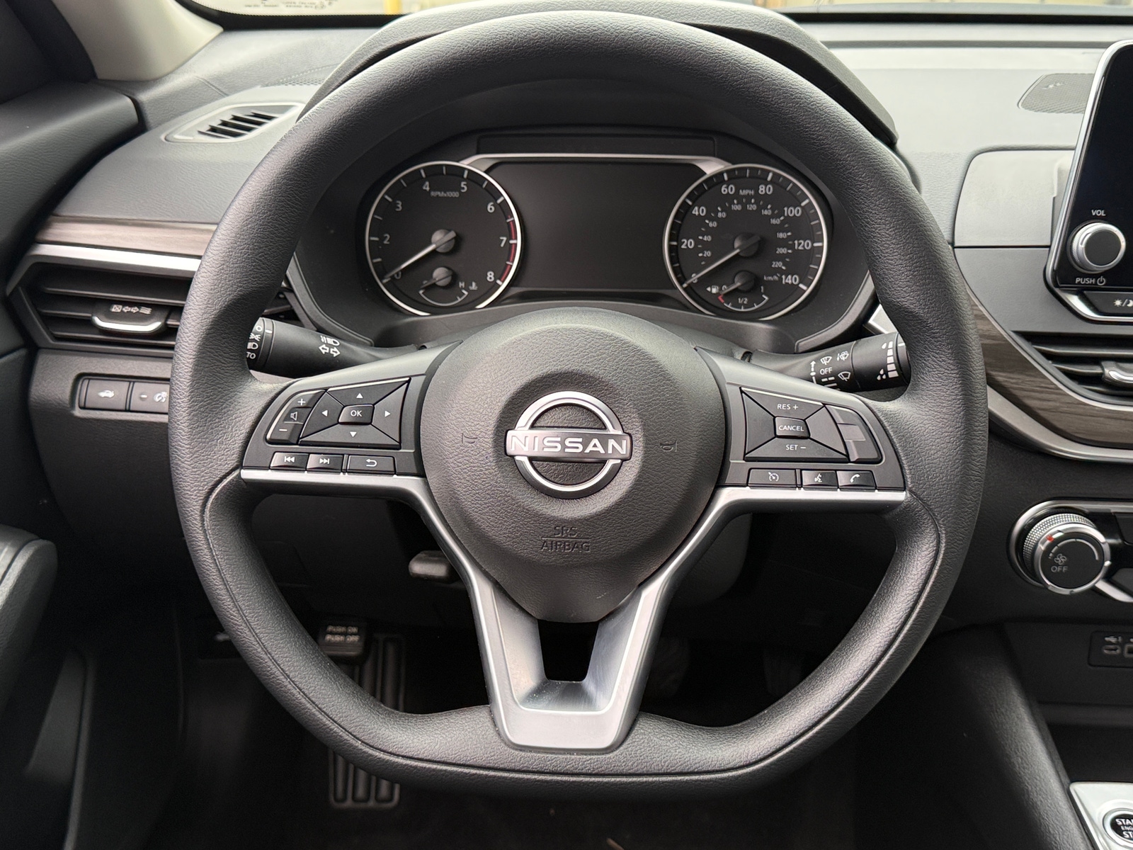 Thumbnail: 2025 Nissan Altima - 5