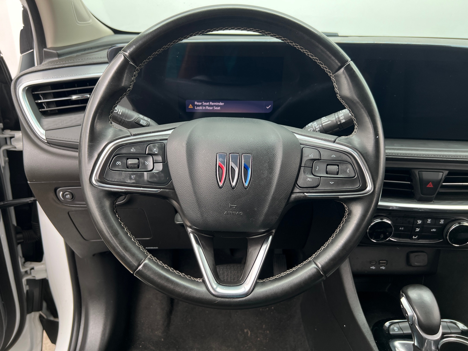 Thumbnail: 2024 Buick Encore GX - 5