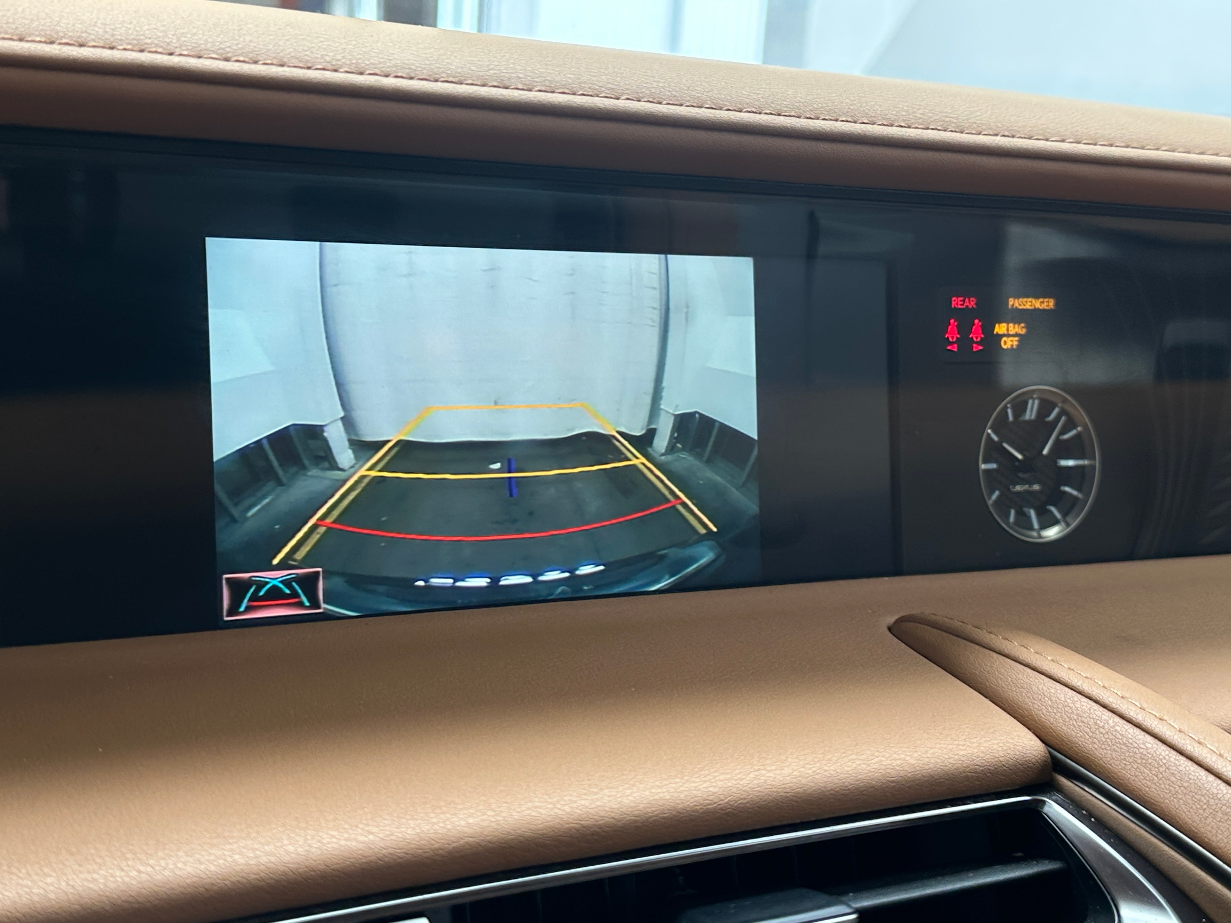 2021 Lexus LC 500 - Photo 13