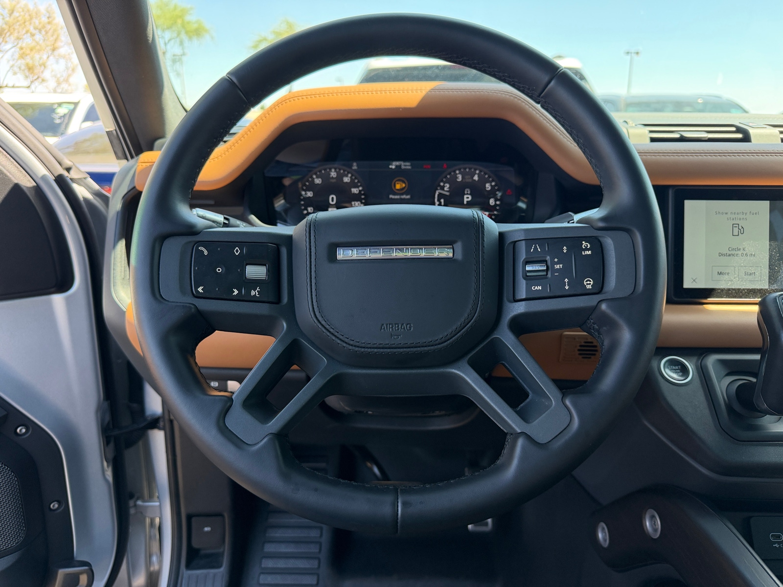 Thumbnail: 2020 Land Rover Defender - 4