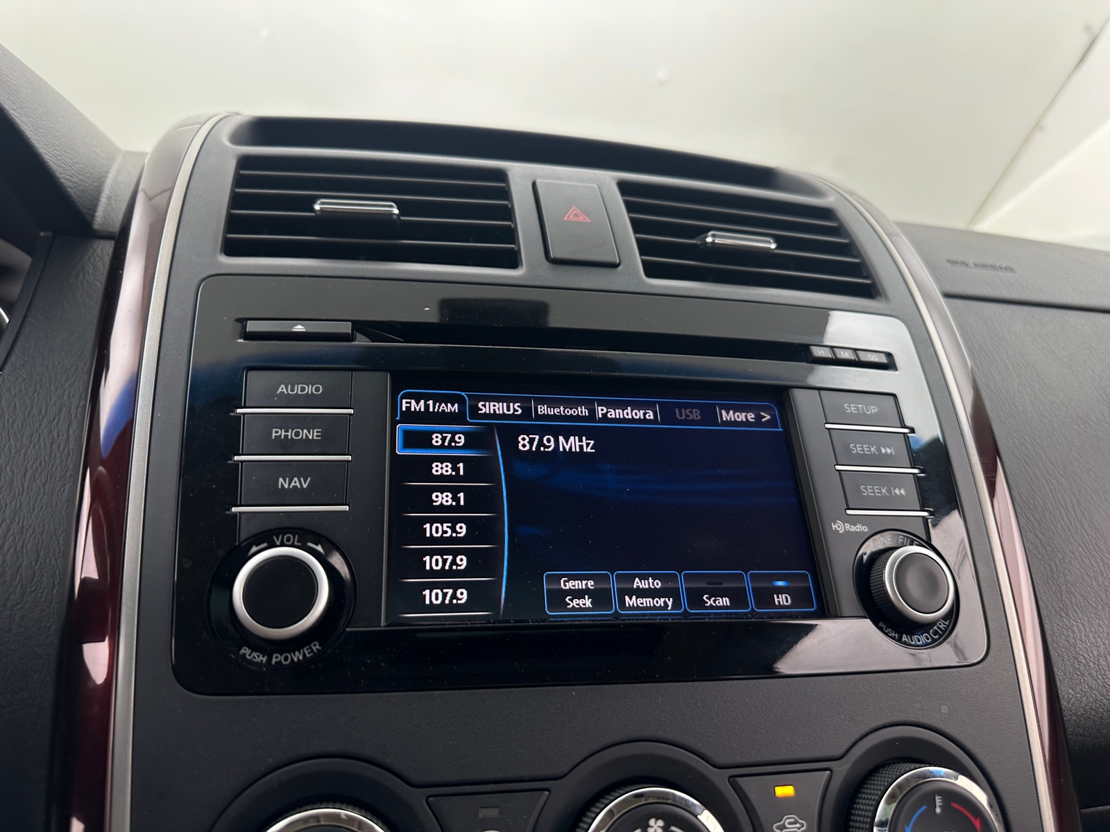 Thumbnail: 2015 Mazda CX-9 - 3